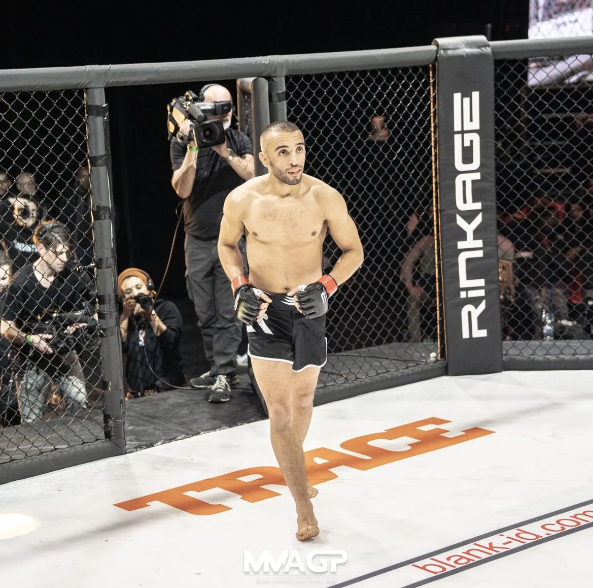 Adam Meskini - Photo 5